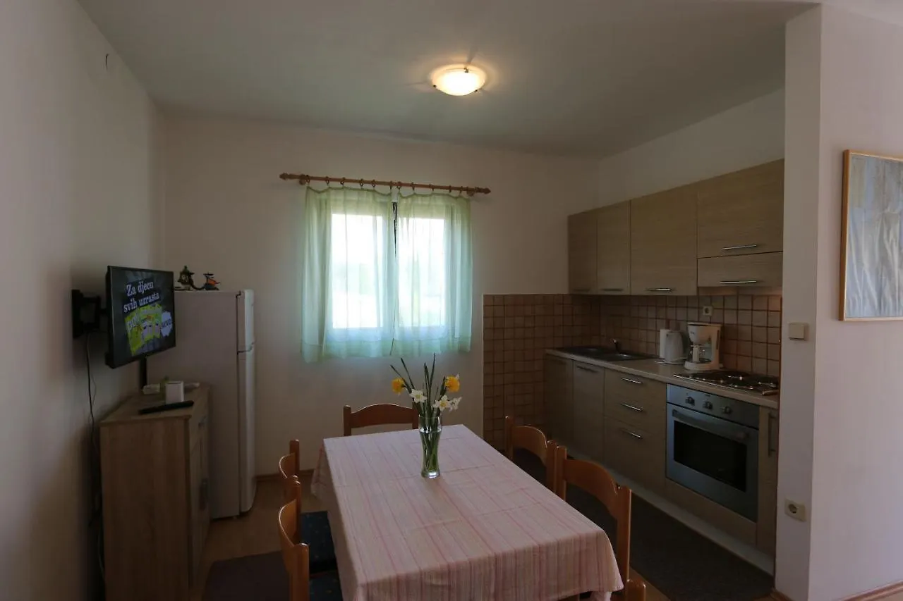 Apartment Tena Silo  Croatia